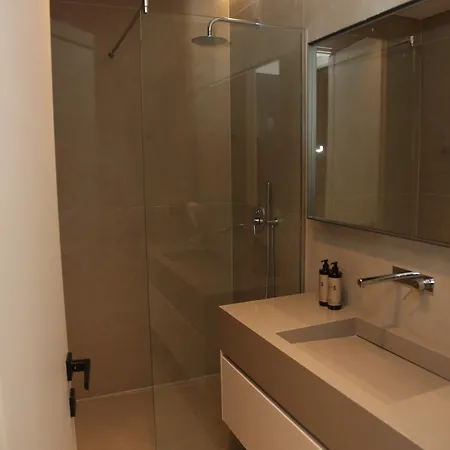 1 - Centre Apartment *